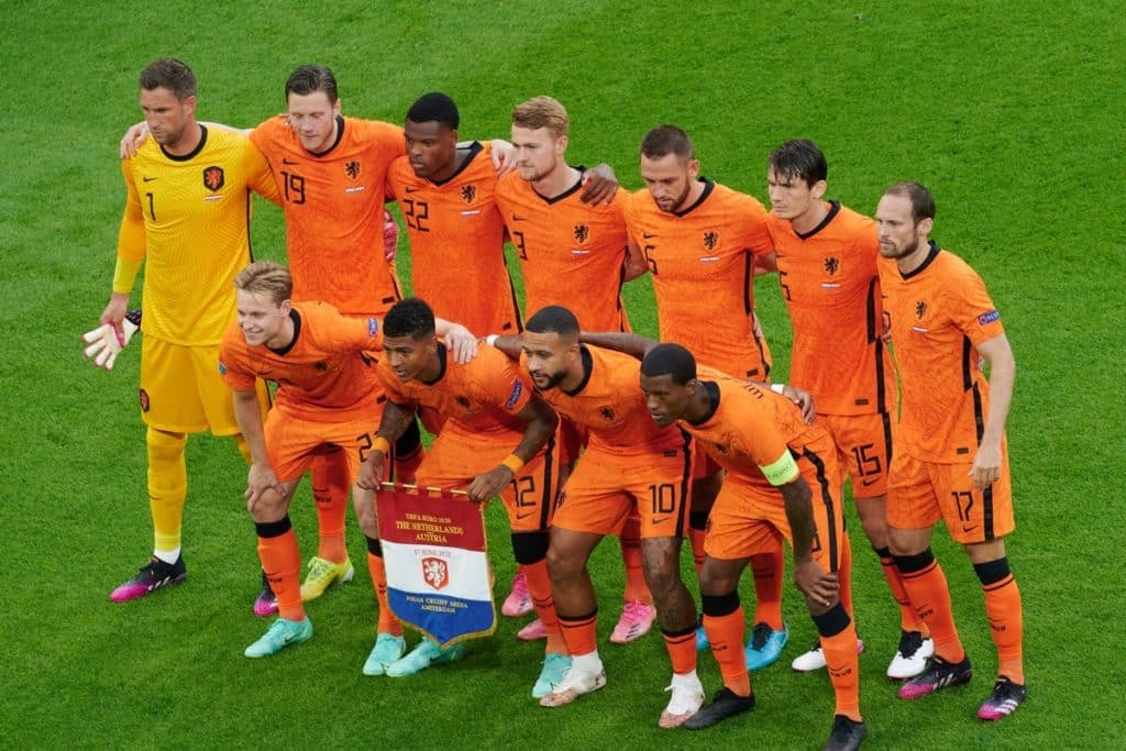 AMSTERDAM, NIEDERLANDE - 17. JUNI 2021: Mannschaftsfoto Niederlande. EURO 2020. Das Fußballspiel Niederlande gegen Österreich (Copyright depositphotos.com)