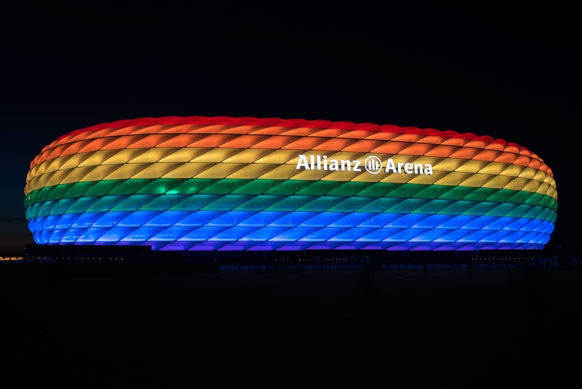 Die Allianz Arena wird während der EM 2024 "Munich Arena" heißen.(Copyright depositphotos.com)