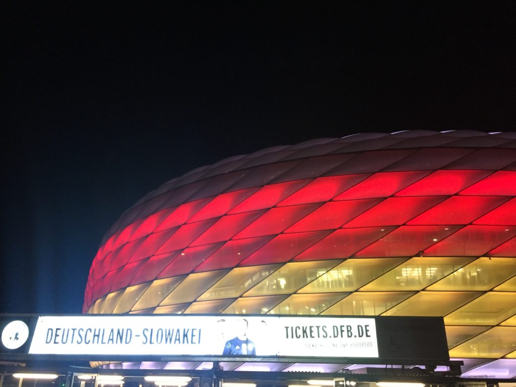 Die Allianz Arena in München wird das EM 2024 Eröffnungsspiel austragen. (Foto: eigenes)