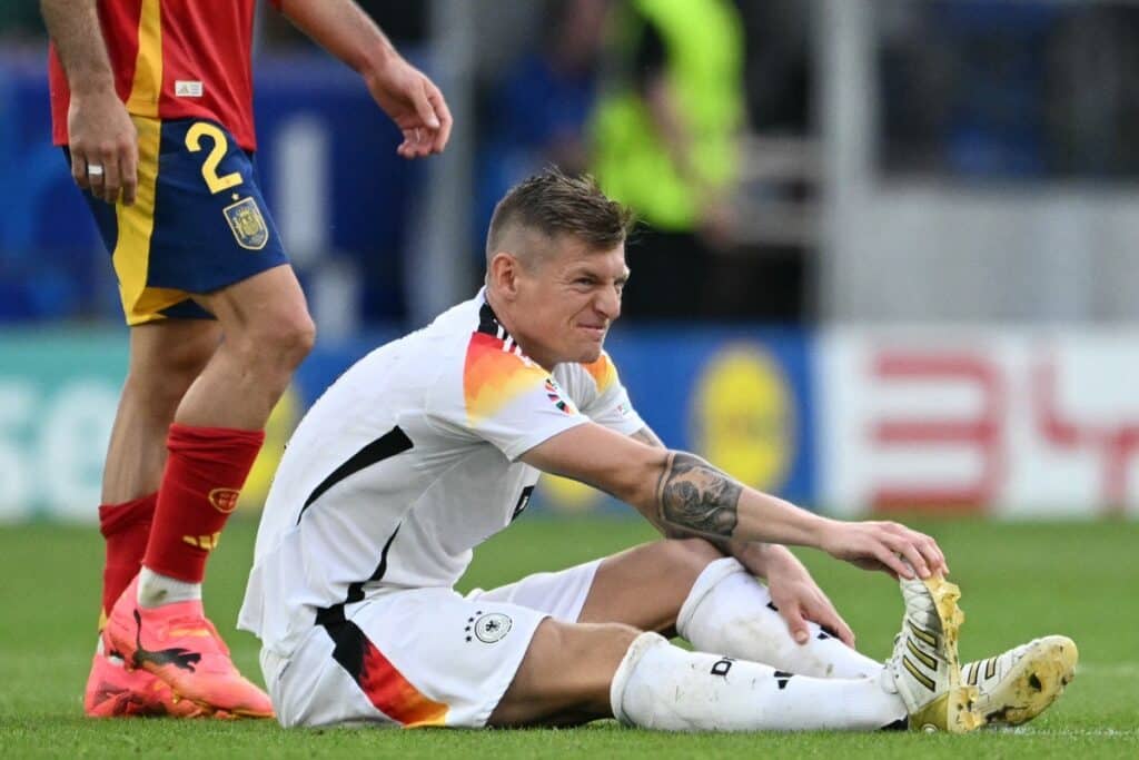 Toni Kroos in seinem letzten Länderspiel gegen Spanien am 5. Juli 2024. (Photo by THOMAS KIENZLE / AFP)